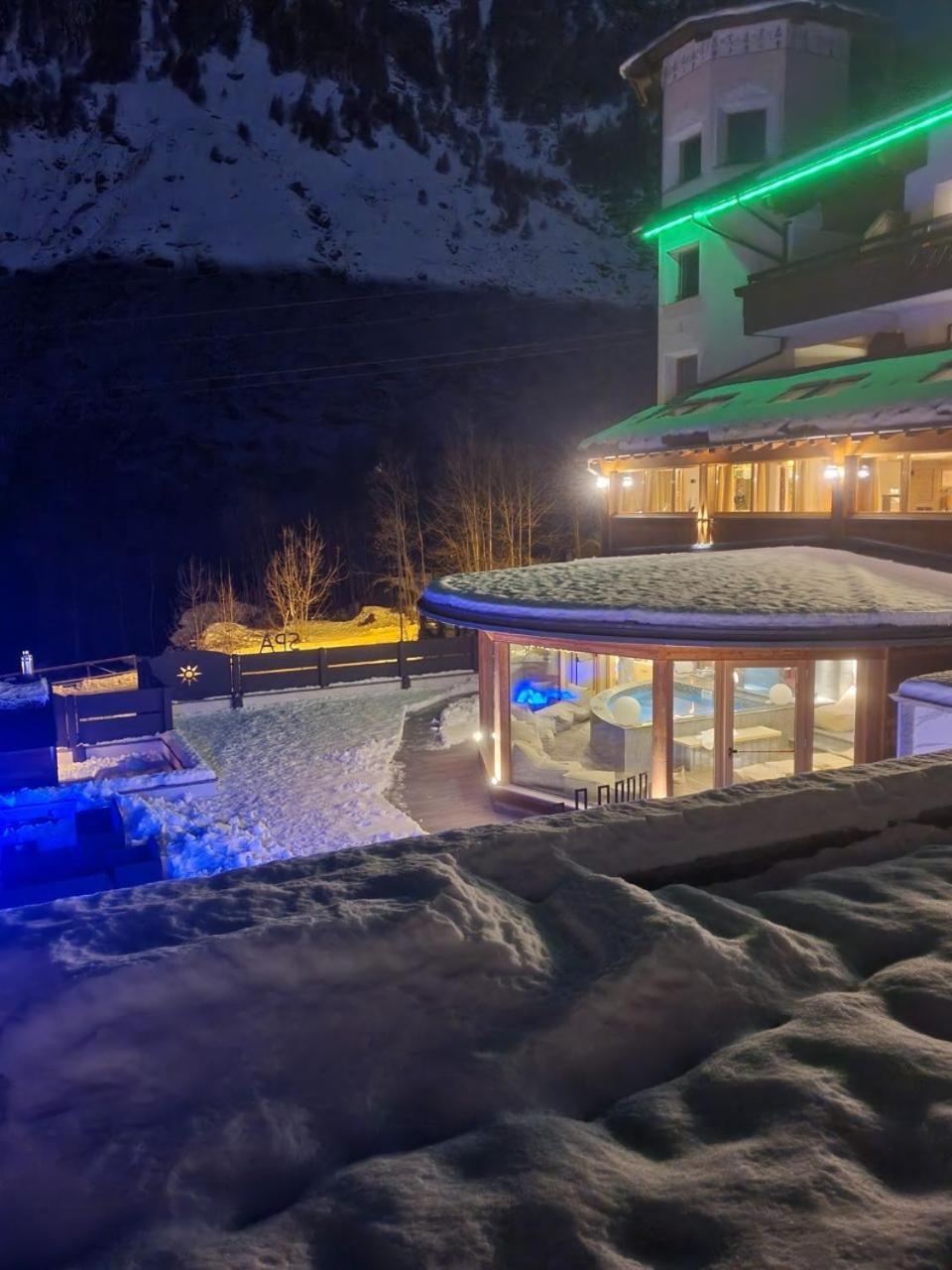 Alps Oriental Wellness Hotel Campodolcino Eksteriør billede
