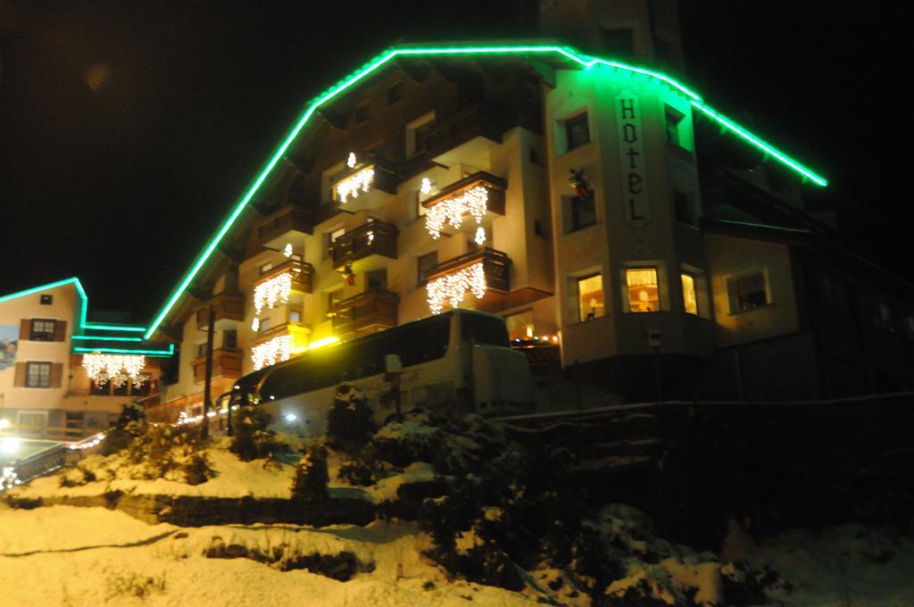 Alps Oriental Wellness Hotel Campodolcino Eksteriør billede