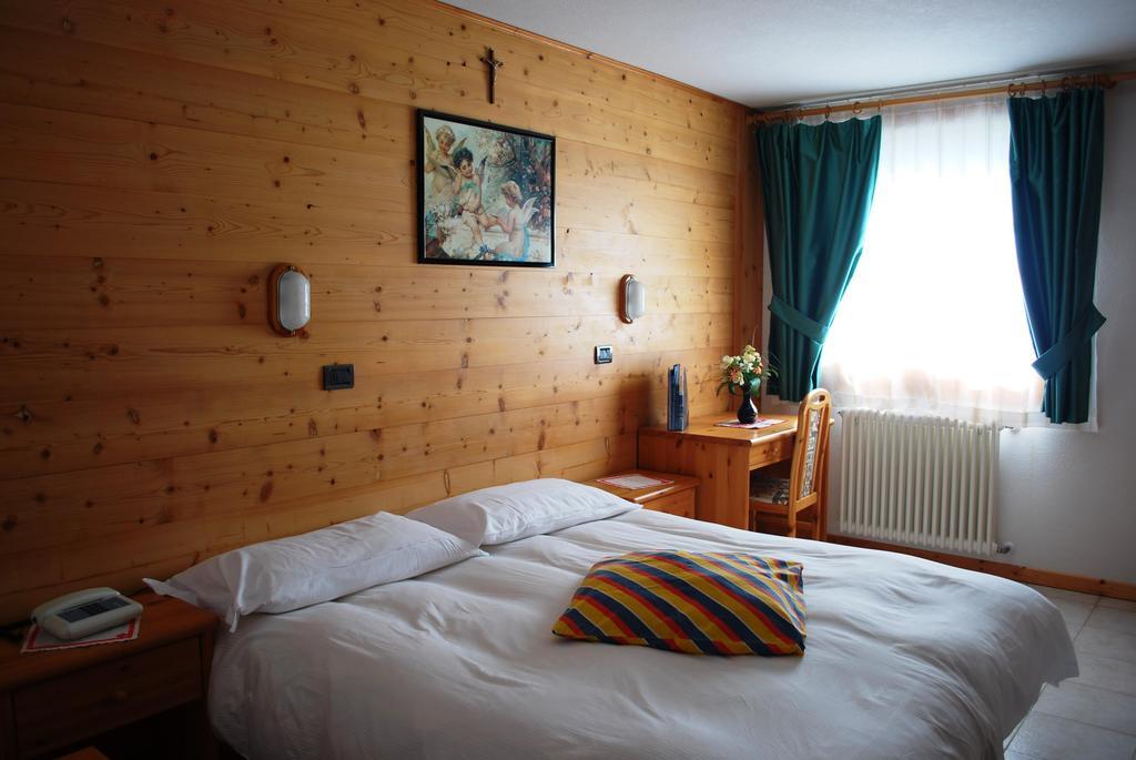 Alps Oriental Wellness Hotel Campodolcino Eksteriør billede