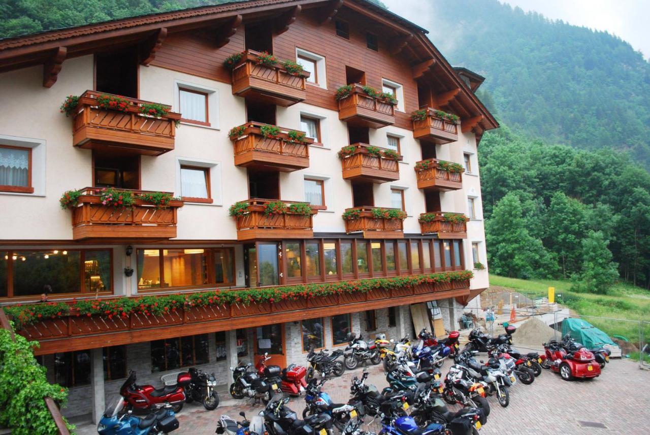 Alps Oriental Wellness Hotel Campodolcino Eksteriør billede